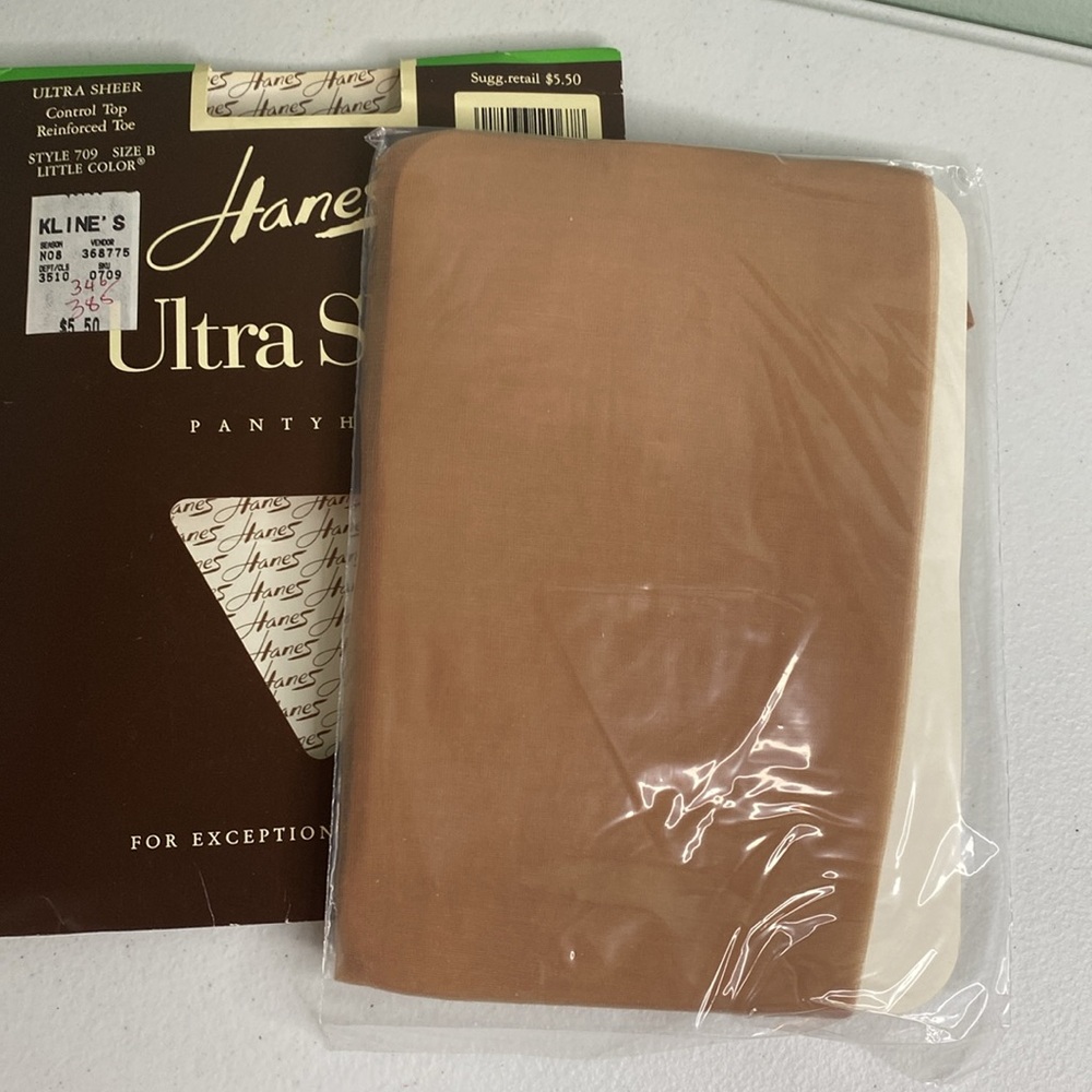 Vintage Hanes Ultra Sheer Pantyhose